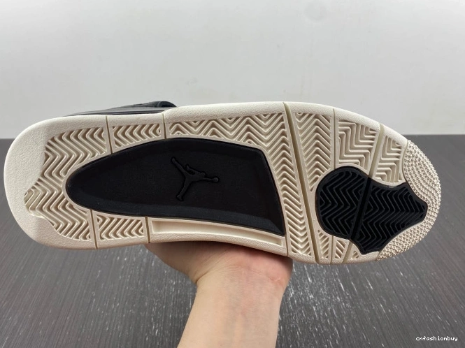 Black Jordan 4 819139-010 Retro Hair Pony 0824
